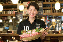 ぼんてん漁港 中央二丁目店 店長　黒井 優さん